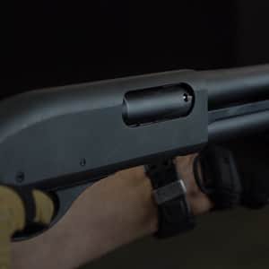 Remington 870 detail photo
